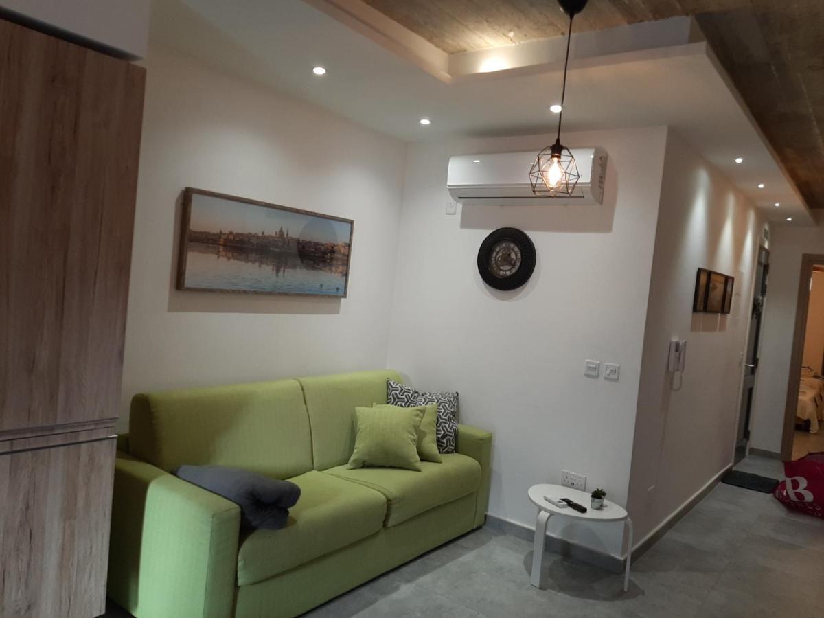 Qliving Central New Apartments Gzira Sliema Promenade Εξωτερικό φωτογραφία
